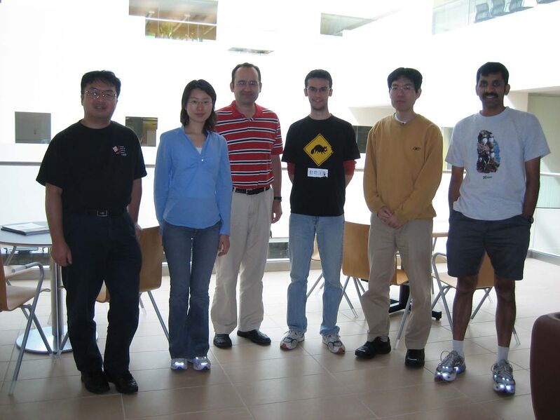 File:2006-8-10 Lab members in MIT2.jpg